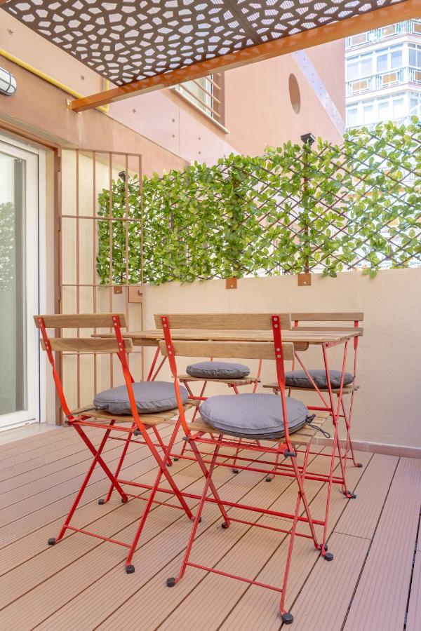 Teatro Suites Malaga Playa Exterior photo